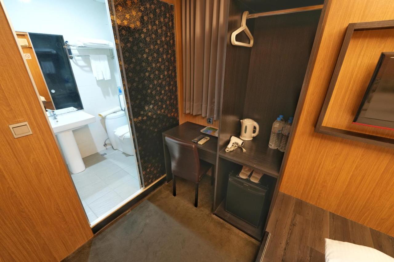 Meworld Hotel - Ximen Taipei Eksteriør bilde